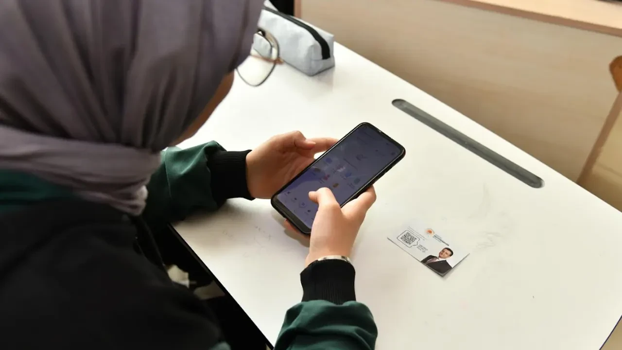 Samsun Büyükşehir Belediyesi'nden YKS Öğrencilerine Dijital Eğitim Desteği