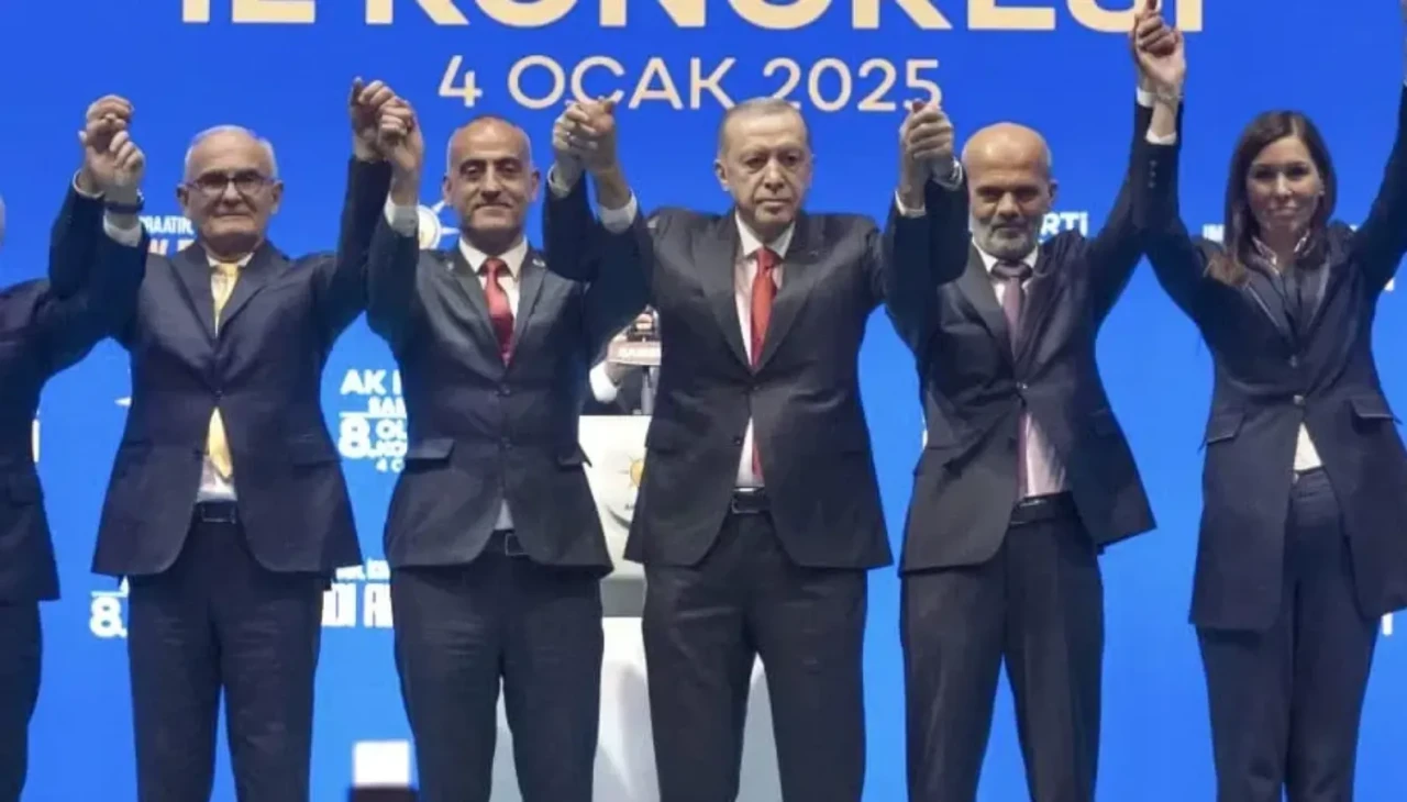 Samsun’da İki Belediye Başkanı AK Parti’ye Katıldı