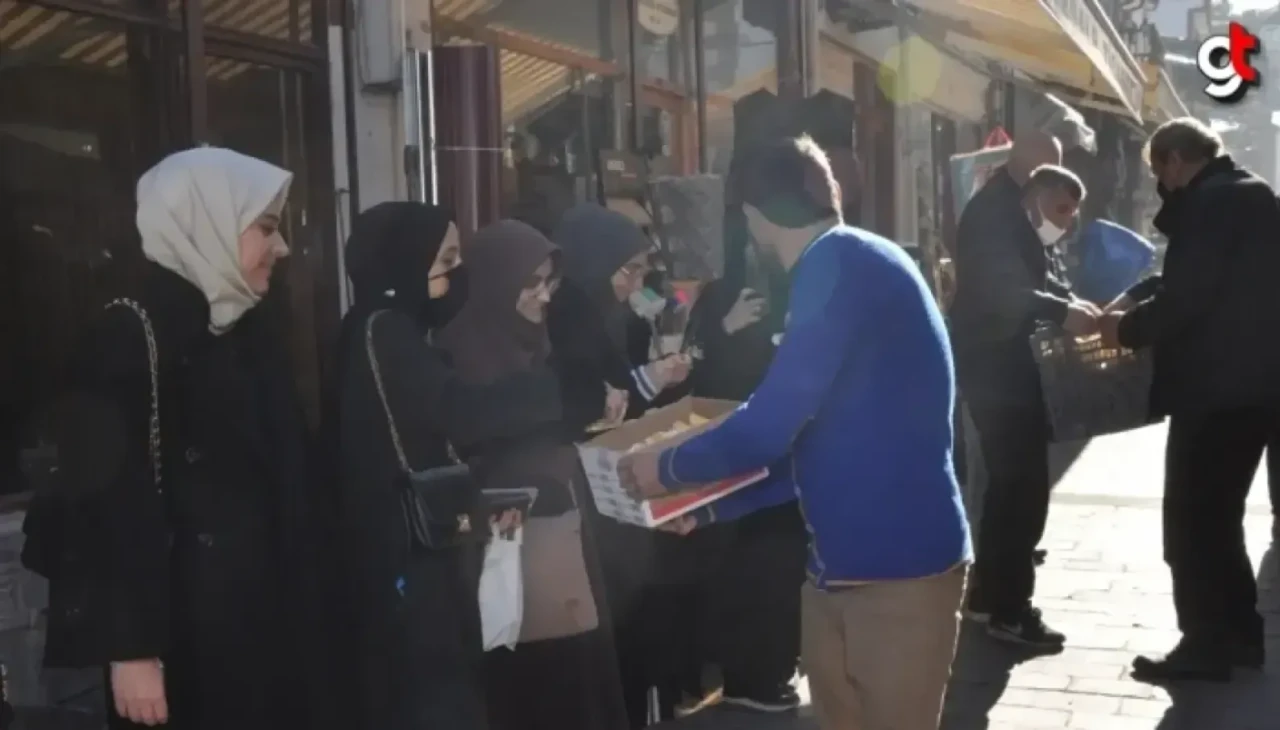 İHH gönüllüleri, Mudurnu'da geleneksel esnaf duasına katıldı