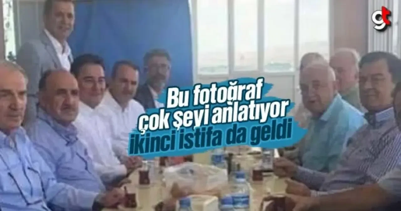 Yemek masasından ikinci istifa geldi