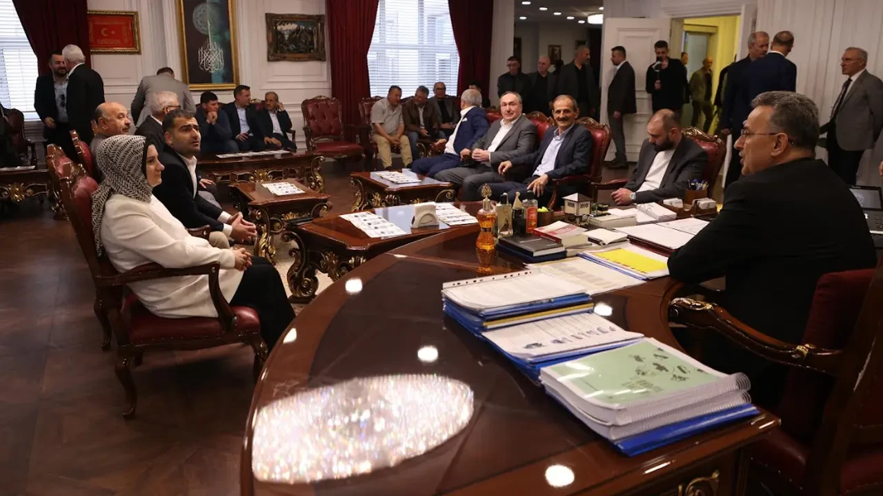 İlkadım'da Bayram Coşkusu: Başkan Kurnaz Vatandaşlarla Buluştu