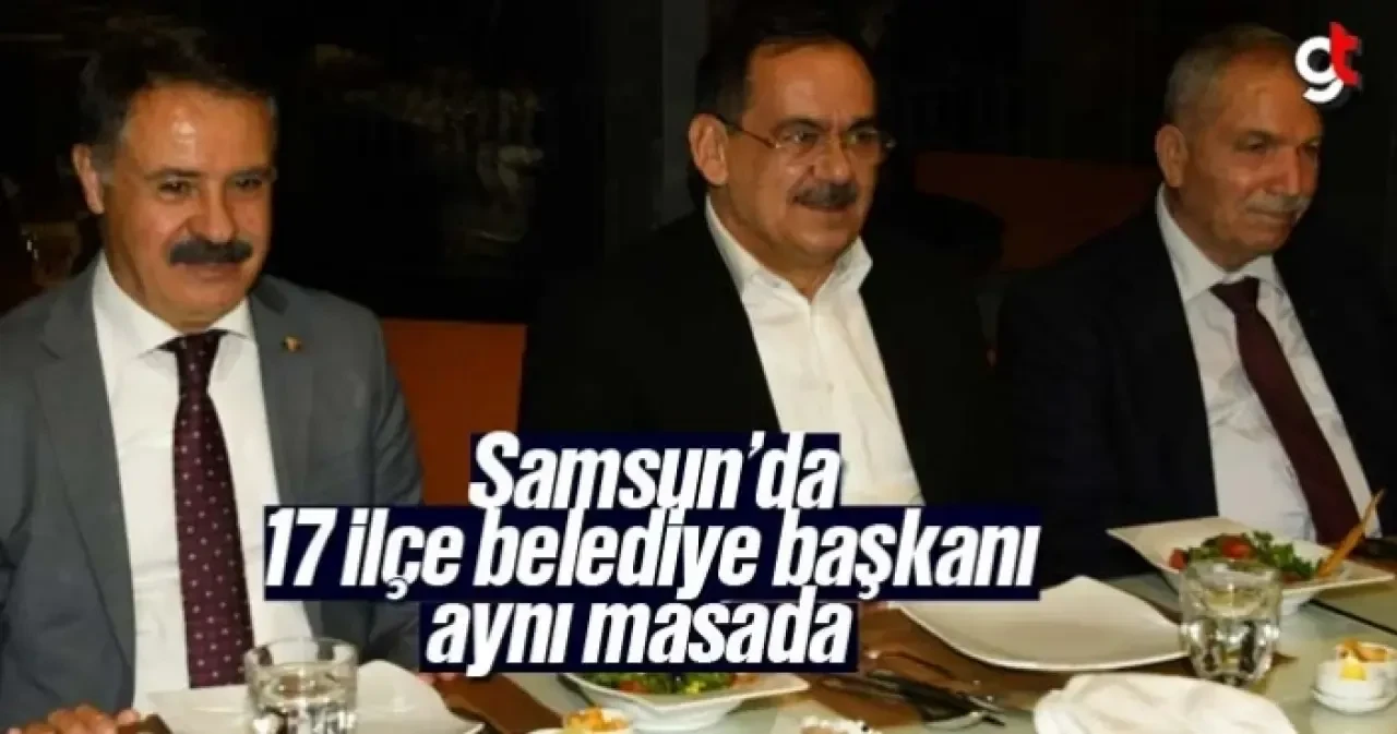 Mustafa Demir, 17 ilçe belediye başkanı ile aynı masada