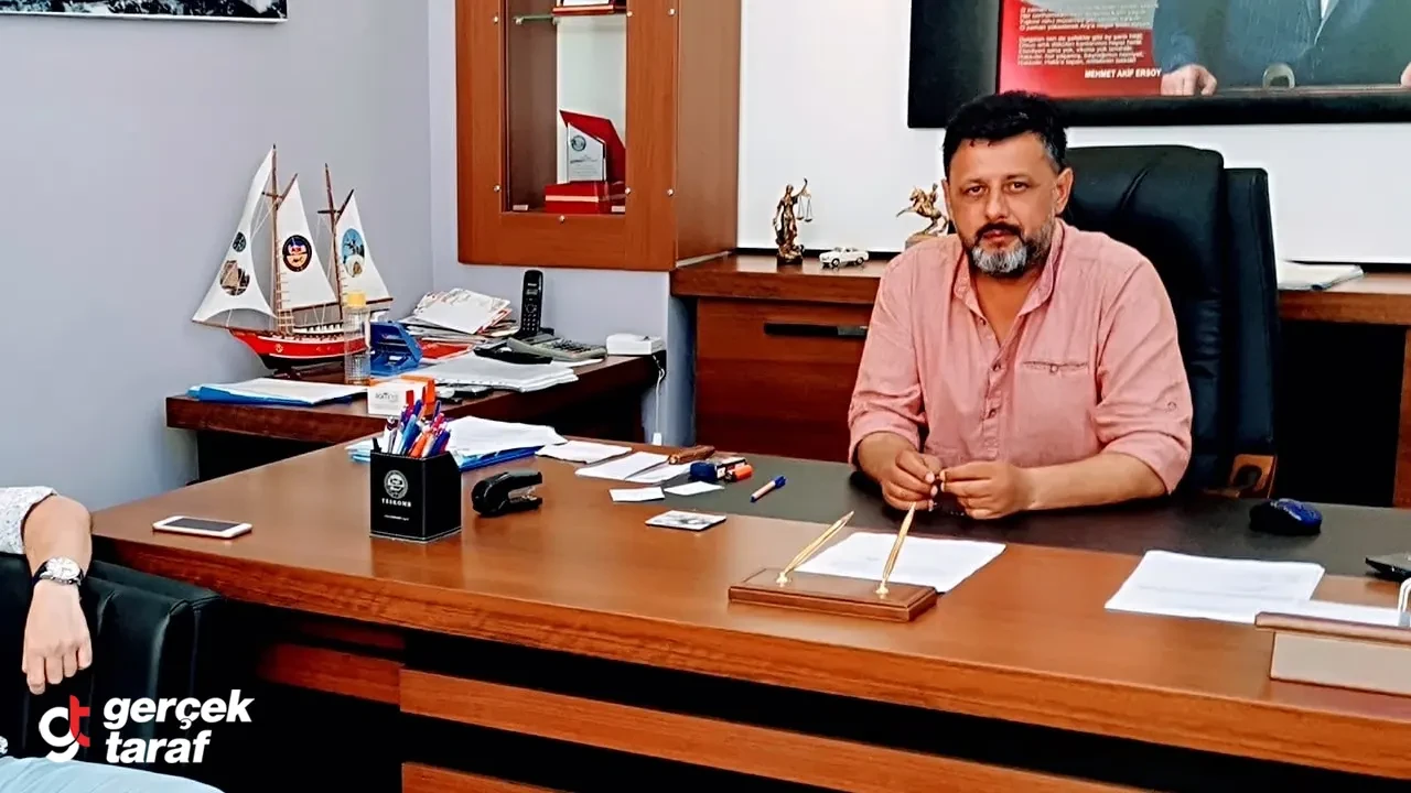 Salıpazarı Esnaf ve Sanatkârlar Kredi Kooperatifi Başkanı Adem Osma'nın oğlu Kaan Osma makam aracıyla kaza yaptı