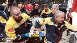 Samsun Canik'te Heyelan Faciası: Kaya Parçası Araç Üzerine Düştü