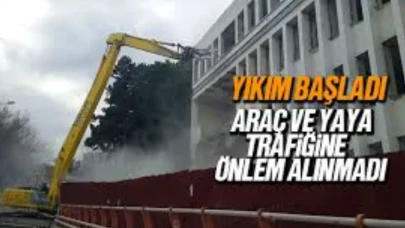 Samsun'da SGK Binasında Yıkım Başladı
