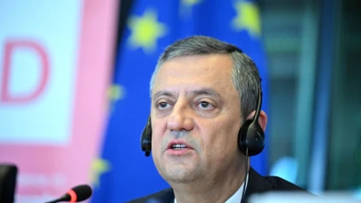 Özgür Özel, Brüksel’de Avrupa Parlamentosu’nda Konuştu