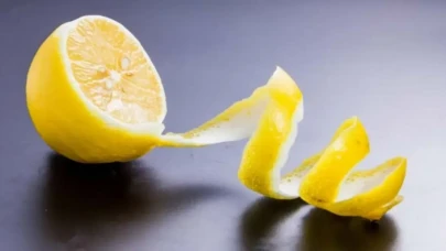 Limon kabuklarını atmayın! Limon kabuğu faydaları hayat kurtarıyor