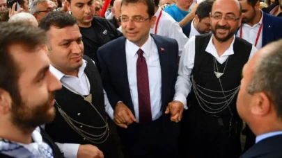 Ekrem İmamoğlu Samsun'da horon oynadı