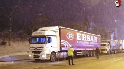 Samsun'da yoğun kar yağışı ulaşımda aksamalara neden oldu