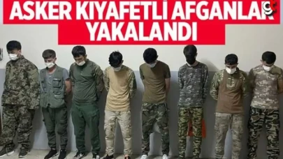Zeytinburnu sahilinde asker kıyafetiyle görüntülenen Afganlar yakalandı