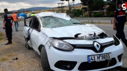 Araba bu hale geldi! 5 Yaralı