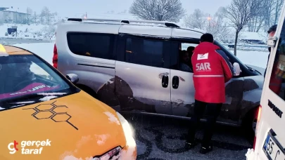 Kavak’ta Yoğun Kar Yağışı Ulaşımı Aksattı