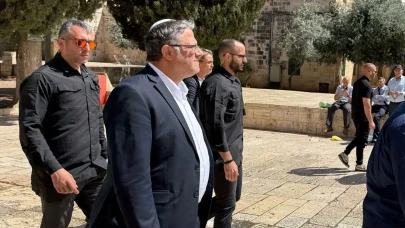 İsrailli Bakan'dan Mescid-i Aksa'ya Yeniden Baskın!