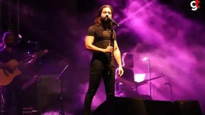 Koray Avcı Çarşamba'da konser verdi