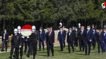 Anıtkabir'de 19 Mayıs töreni