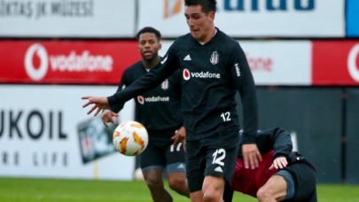 Beşiktaş'ta Enzo Roco'dan kötü haber