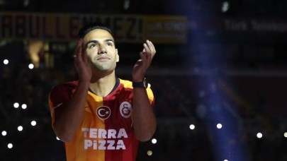 Galatasaray'da görkemli imza töreni