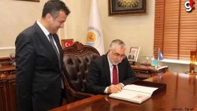 Çalışma Bakanı Işıkhan Samsun'a geldi, Başkan Doğan’ı ziyaret etti