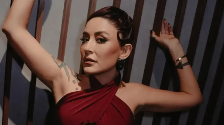 Melek Mosso: "Bana Traktör Demeleriyle Tanınıyorum"