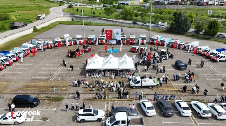 Samsun İlkadım Belediyesi Araç Filosunu  40 Yeni Araç İle Güçlendirdi
