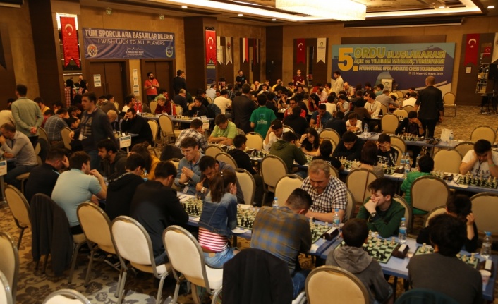 5. Uluslararası Açık ve Yıldırım Satranç Turnuvası