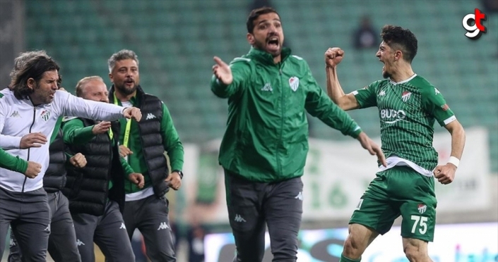 Rakipleri kaybetti, Bursaspor kazanarak 'hayata döndü'