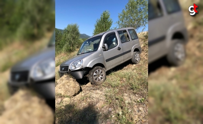 Karabük'te hafif ticari araç şarampole düştü: 1 yaralı
