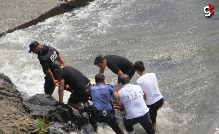 Sinop'ta denize giren 65 yaşındaki kişi boğuldu