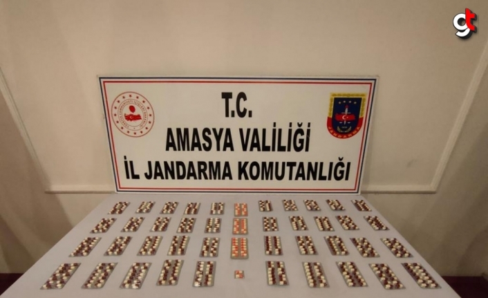 Amasya'da aracındaki çay paketlerinde uyuşturucu bulunan zanlı gözaltına alındı