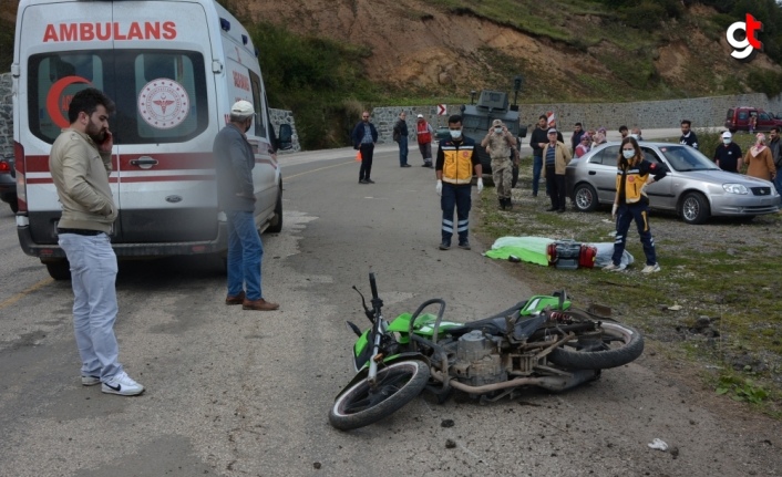 Ordu'da motosikletin trafik levhasına çarptığı kazada bir kişi öldü
