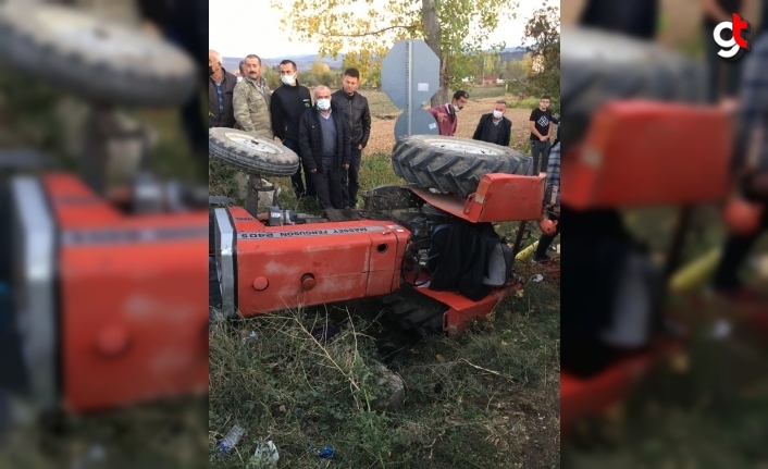 Kastamonu'da minibüsle traktörün çarpışması sonucu 1 kişi öldü