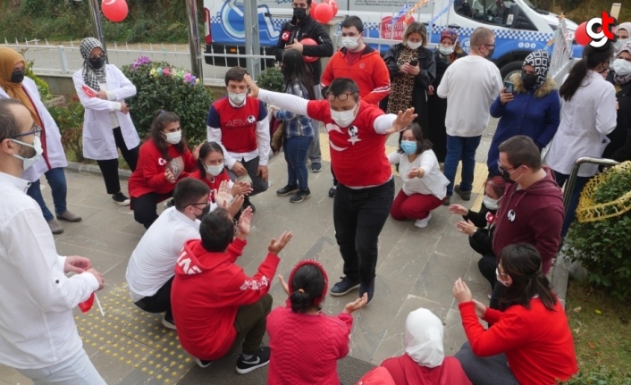 Trabzon'da özel öğrenciler 29 Ekim Cumhuriyet Bayramı'nı kutladı