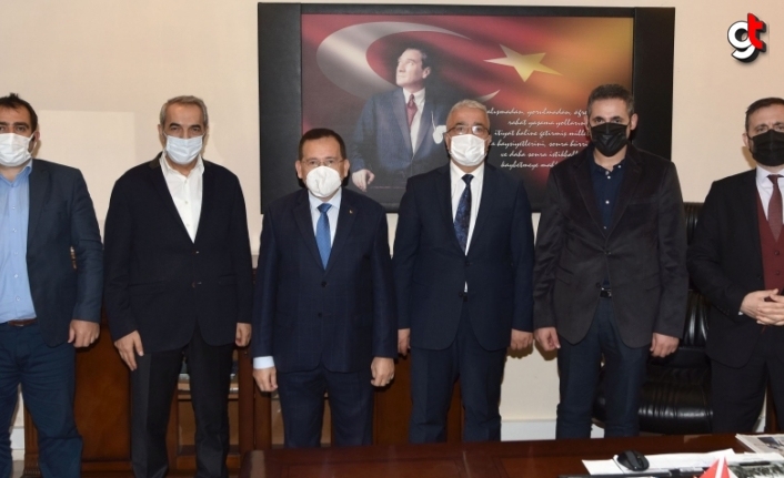 TTSO Başkanı Suat Hacısalihoğlu, meslek liselerini ziyaret etti