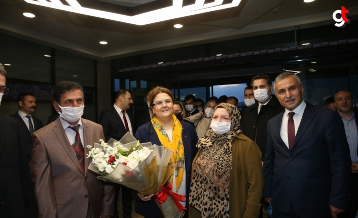 Aile ve Sosyal Hizmetler Bakanı Yanık, Tokat'ta ziyaretlerde bulundu