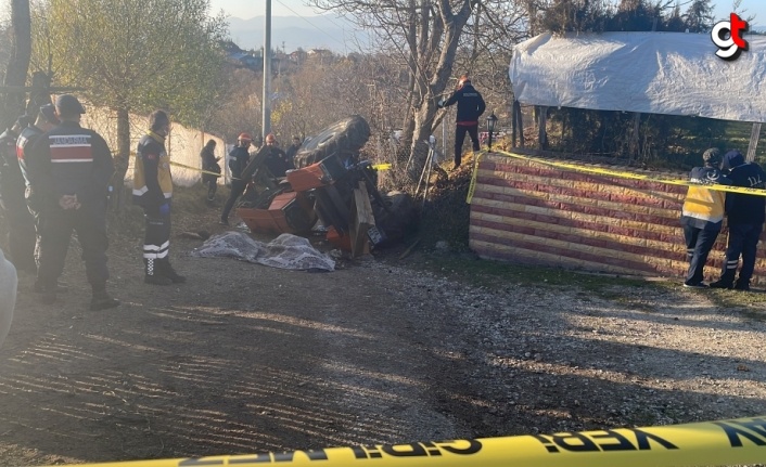 Bolu'da devrilen traktördeki çift öldü