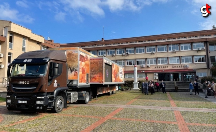 Çanakkale Muharebeleri Mobil Müzesi Sinop'ta ziyarete açıldı