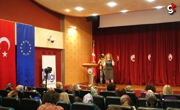 Trabzon'da toplumun her kesiminden kadınlara hakları anlatıldı