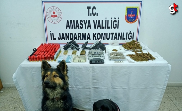 Amasya'da uyuşturucu ticareti yaptığı iddiasıyla yakalanan zanlı tutuklandı