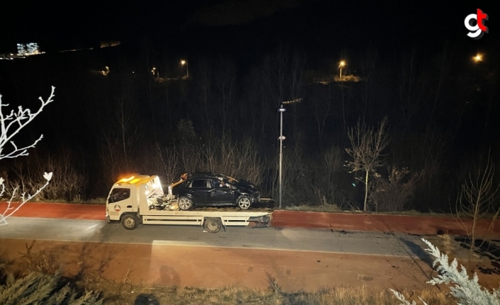 Karabük'te bisiklet yoluna düşen otomobilin sürücüsü yaralandı
