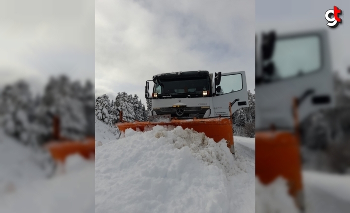 Kastamonu'da karla mücadelede 8 bin 546 kilometre yol açıldı