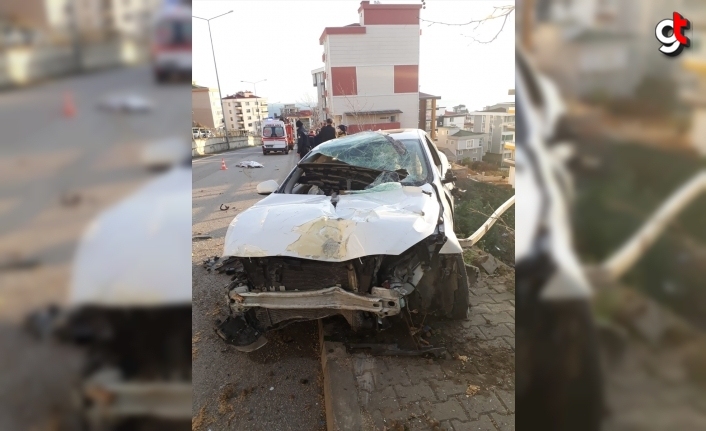 Samsun'da otomobilin çarptığı kadın öldü, 7 yaşındaki torunu ağır yaralandı