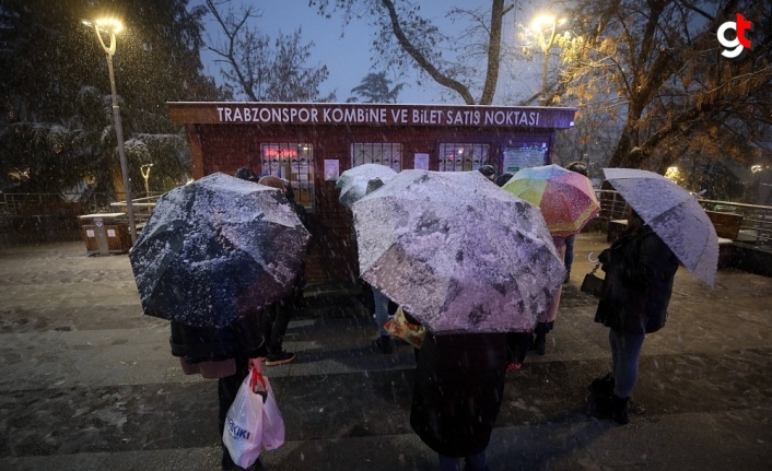 Trabzon'da kar etkili oluyor