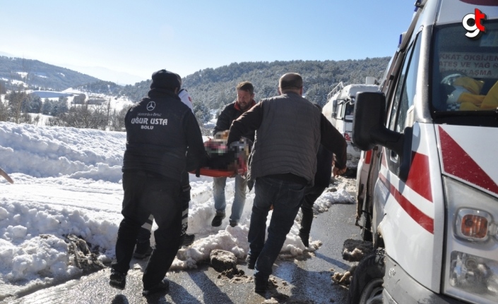 Bolu'da kar nedeniyle park ettiği aracını çıkarmaya çalışan sürücüsü hayatını kaybetti