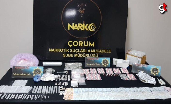Çorum'da uyuşturucu ticareti yaptıkları iddiasıyla 12 zanlı yakalandı