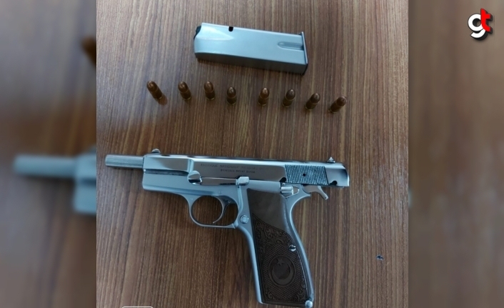 Gümüşhacıköy'de ruhsatsız tabancayla yakalanan kişi gözaltına alındı