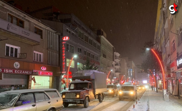 Gümüşhane'de kar nedeniyle okullar yarın tatil edildi