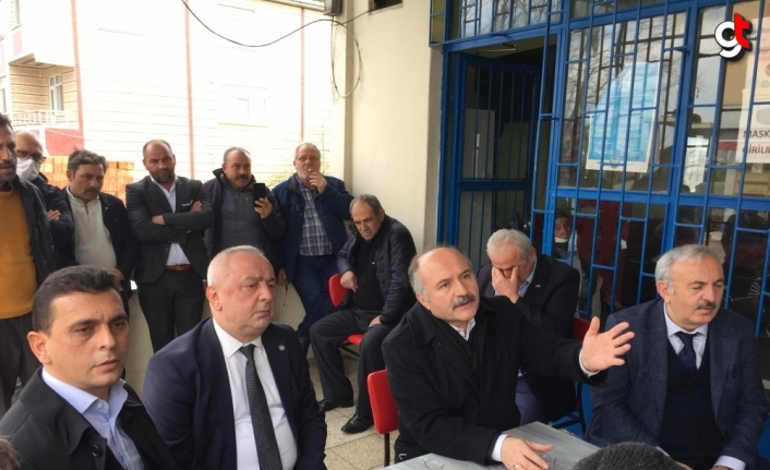 İYİ Partili Usta, Samsun'da vatandaşlarla bir araya geldi