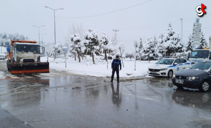 Karabük, Düzce, Kocaeli ve Sakarya'da kar etkili oluyor
