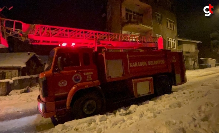 Karabük'te apartman dairesinde çıkan yangın hasara yol açtı