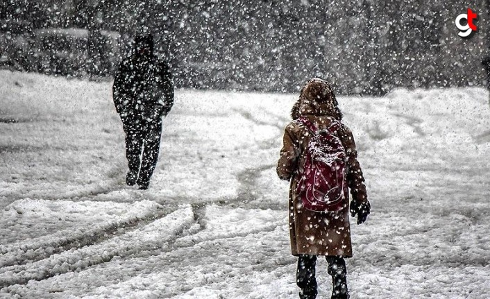 Samsun'da kar yağışı nedeniyle hangi okullar tatil edildi?